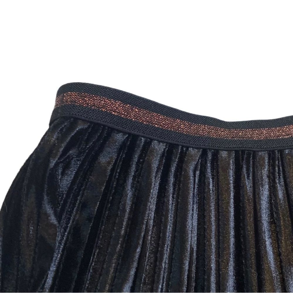 Girls Epic Threads Black Pleated Velour Skirt - Picture 2 of 7